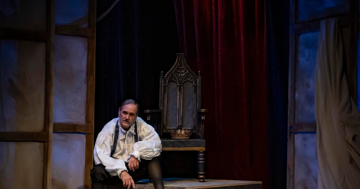 Perry Contini Theater review: Contini masterfully portrays 'Barrymore'