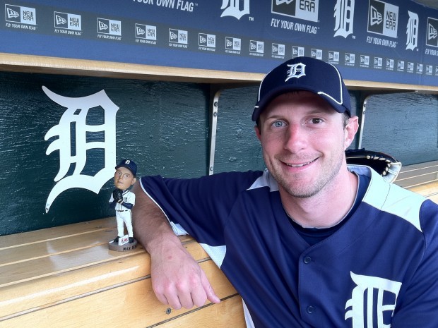 Max Scherzer, Tigers suspend contract talks