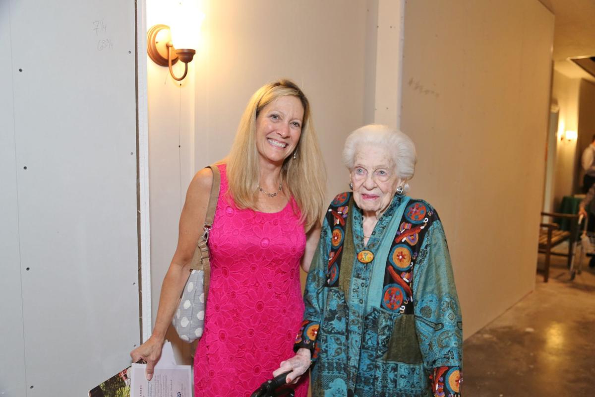 Lori Solomon, Maxine Bromberg