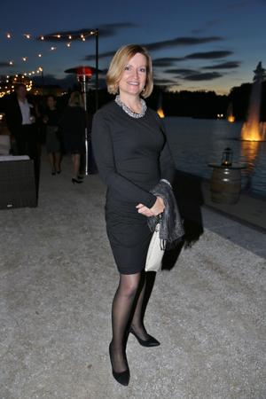 Lesley Hoffarth president and executive director