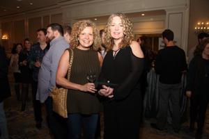 Sue O’Brien, Kim Flores