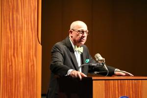Dr. Tim Eberlein