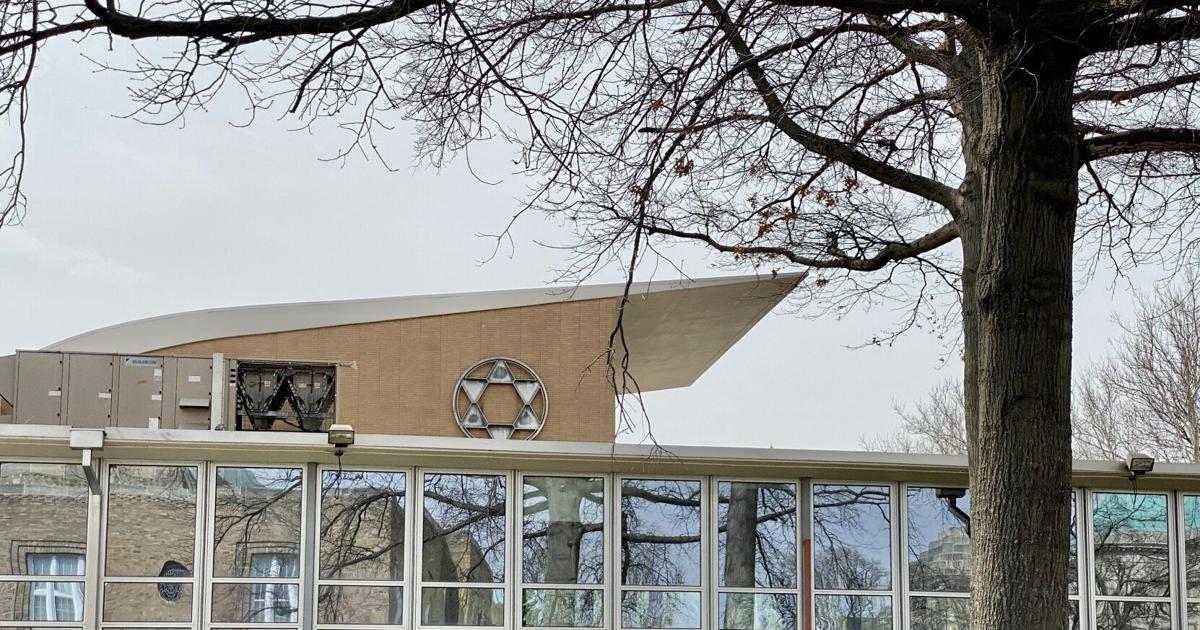 Revisiting the evolution of modernist buildings in St. Louis