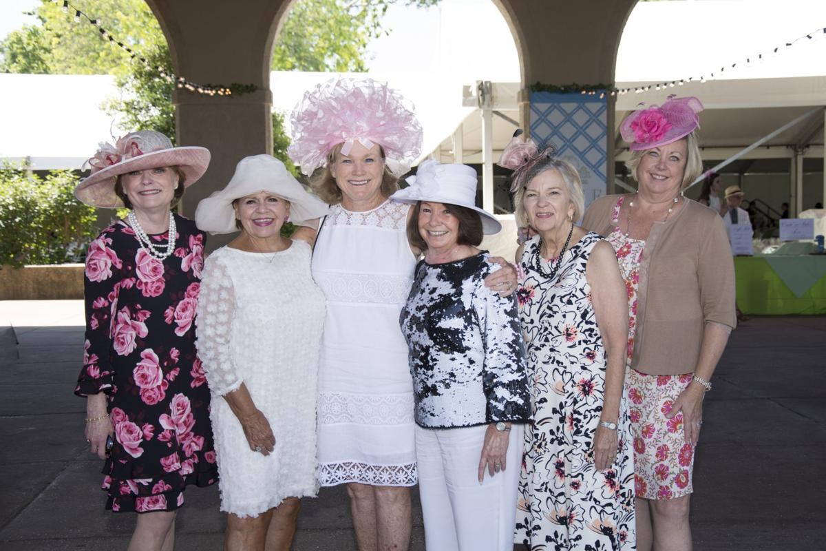 060817HatLuncheon03.JPG