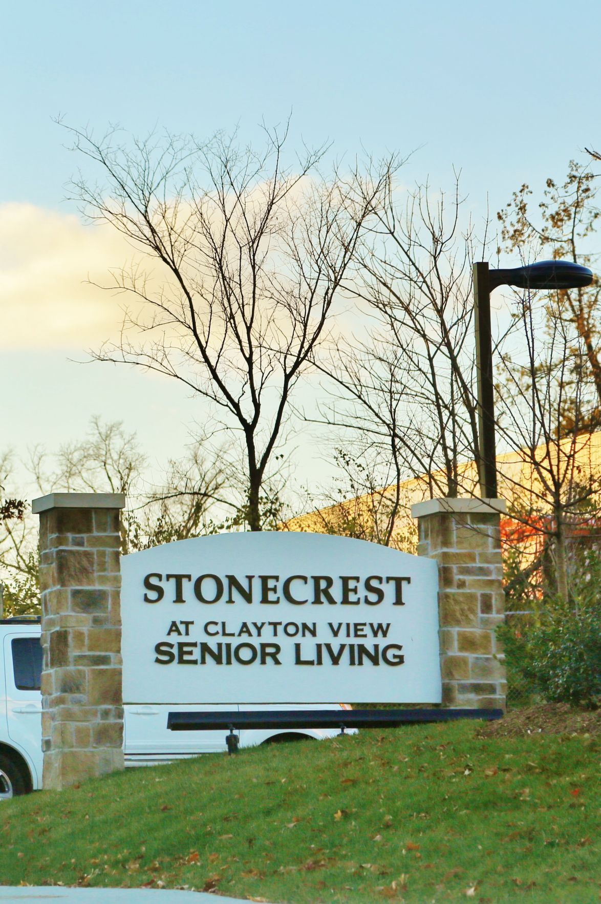 StoneCrest001.JPG