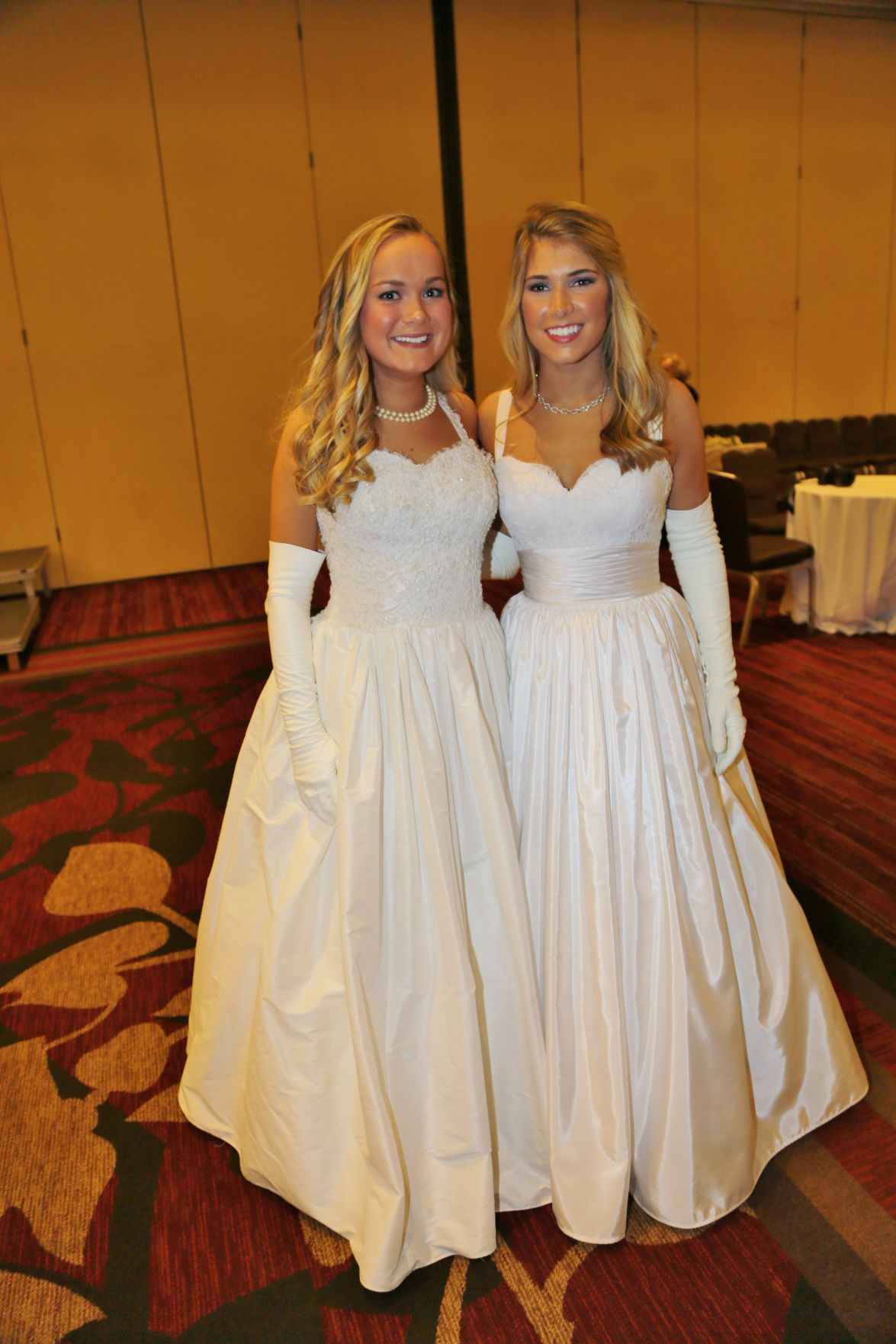 Angelica Pecha, Caitlyn Lochner