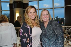 Valerie Carr, Kristen Sorth