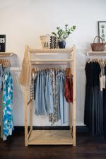 WZNAAAAEElEQVR42mM8U88ABowYDABAxQPltt5zqAAAAABJRU5ErkJggg== 持続可能でファッショナブルな永遠のワードローブはチェロキー ストリートのアーデントリーから始まります