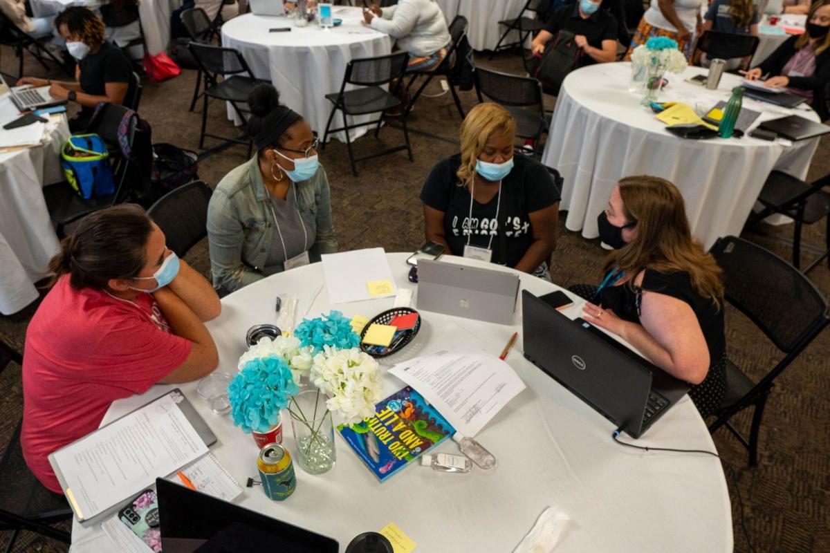 Katherine O_Daniels talks with teacher leaders from St. Louis.jpeg