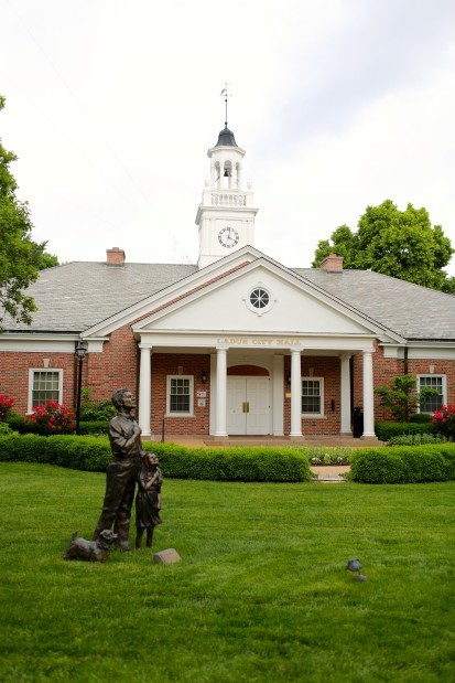 Ladue City Hall