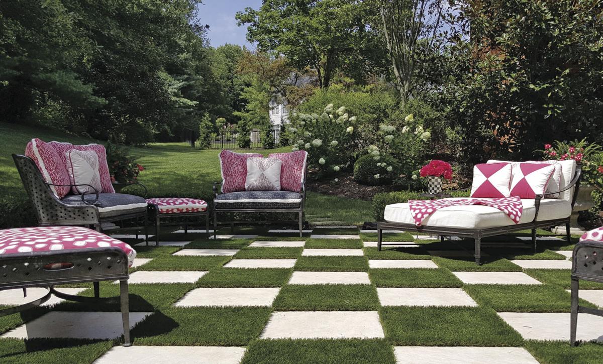 STL_Patioes-GigiLombrano_fuill patio_C_supplied.jpg