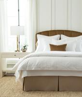 3 décor pieces lend a masculine sensibility to your home
