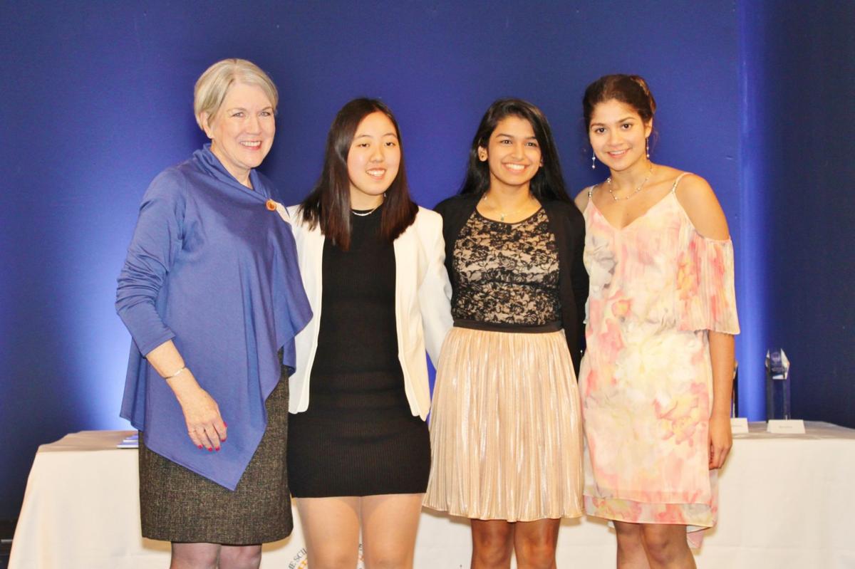 4.6.17-Science-Awards-71.JPG