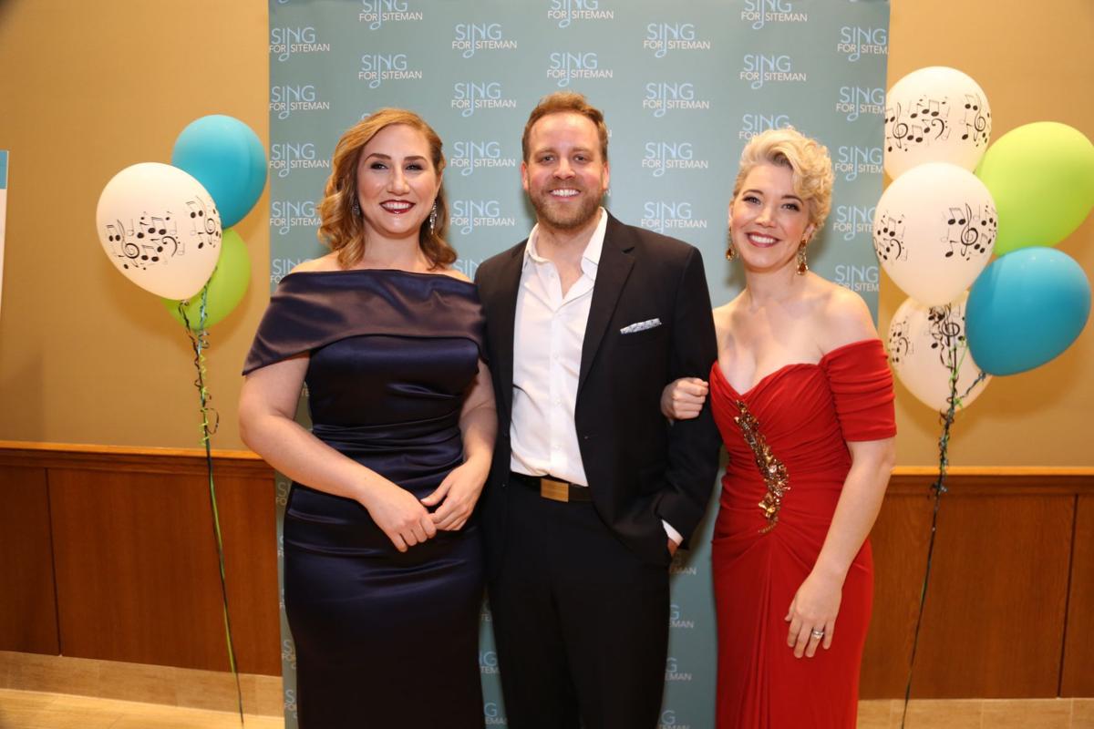 Entertainers: Laura Wilde, Christopher Magiera, Susannah Biller