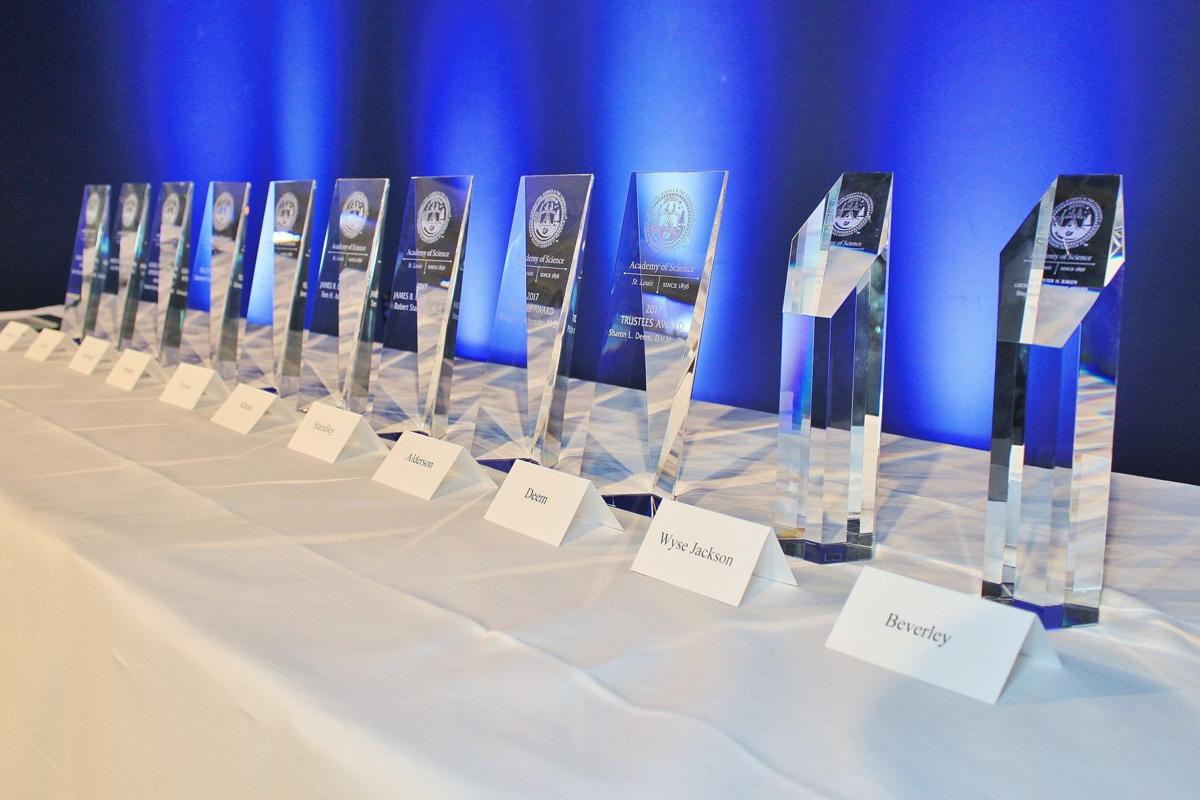 4.6.17-Science-Awards-57.JPG