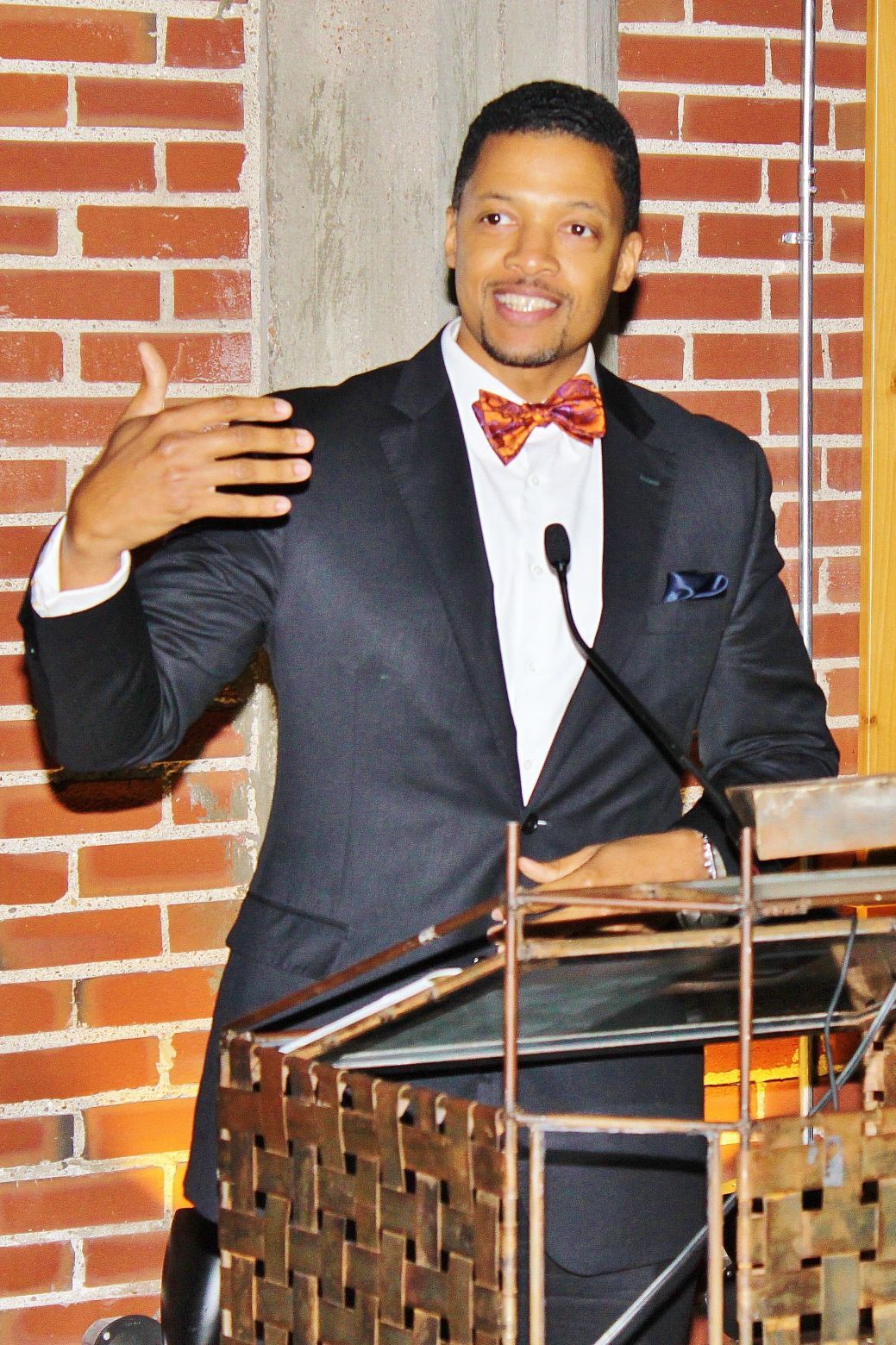 Kirk Williams (Wells Fargo)