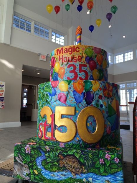 when_STL250 Magic House Cake.JPG