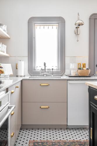 St. Louis Area Interior Design Firm Marries Historic Charm With Modern ...