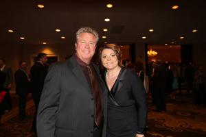 Dyke Miller, Tracy Knutson