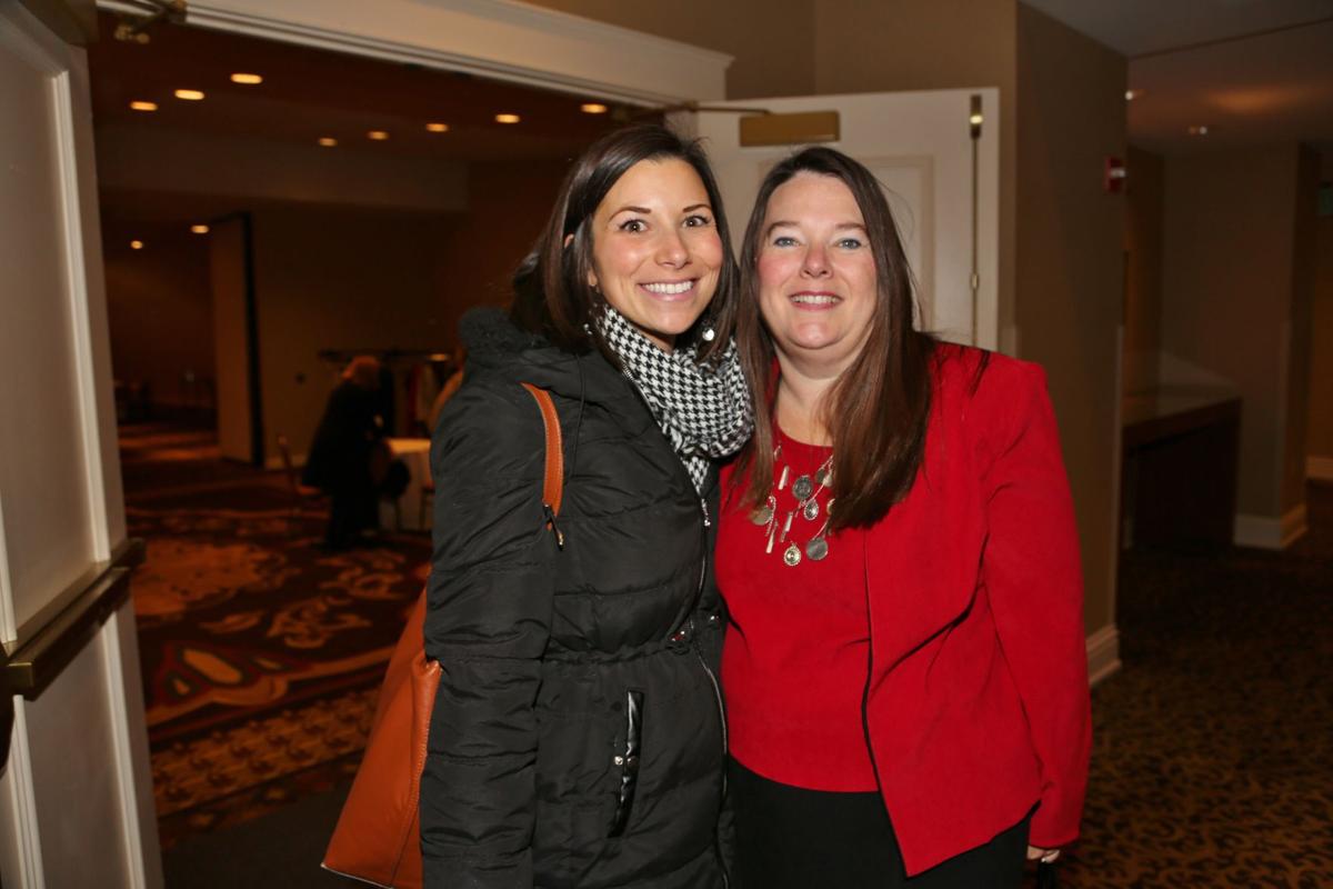 Leeann Holland, Patricia Zahn