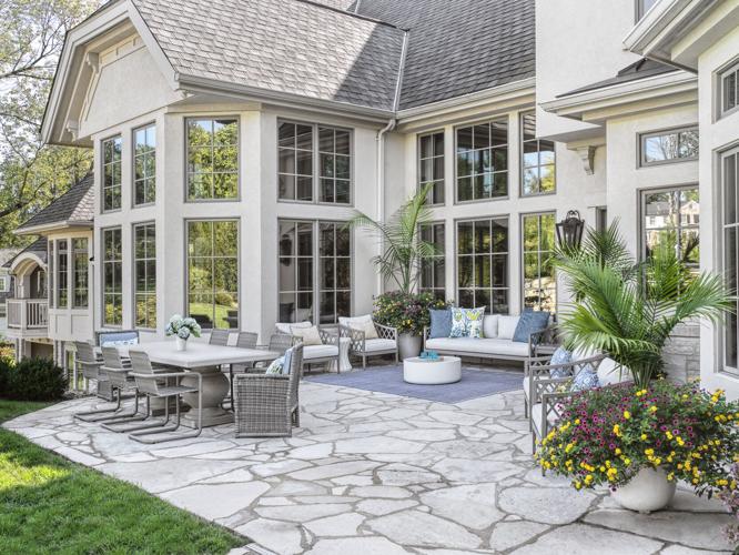 Pro tips on designing the perfect outdoor entertaining area