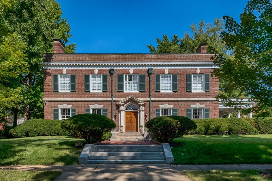 Distinctive Property 37 Westmoreland Place Distinctive Properties