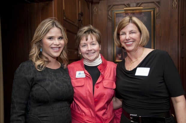 jenna bush hager maureen herrmann trudy busch valentine uploaded photos laduenews com
