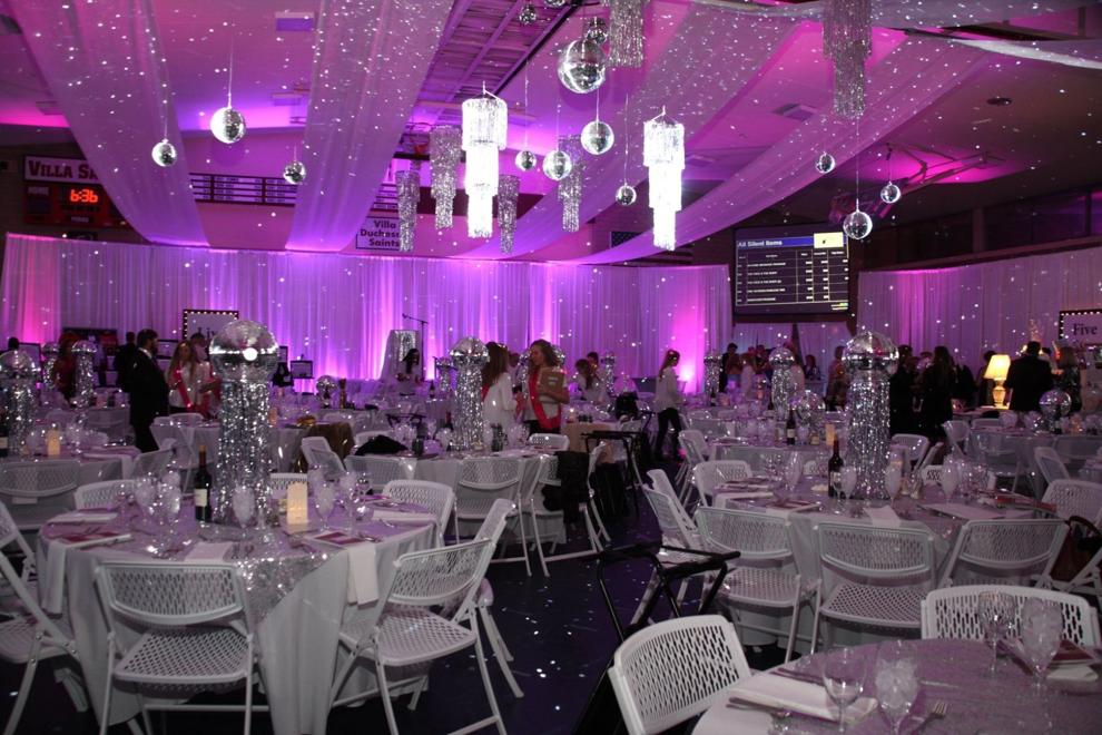 Villa Duchesne and Oak Hill School's Bonne Chance Auction