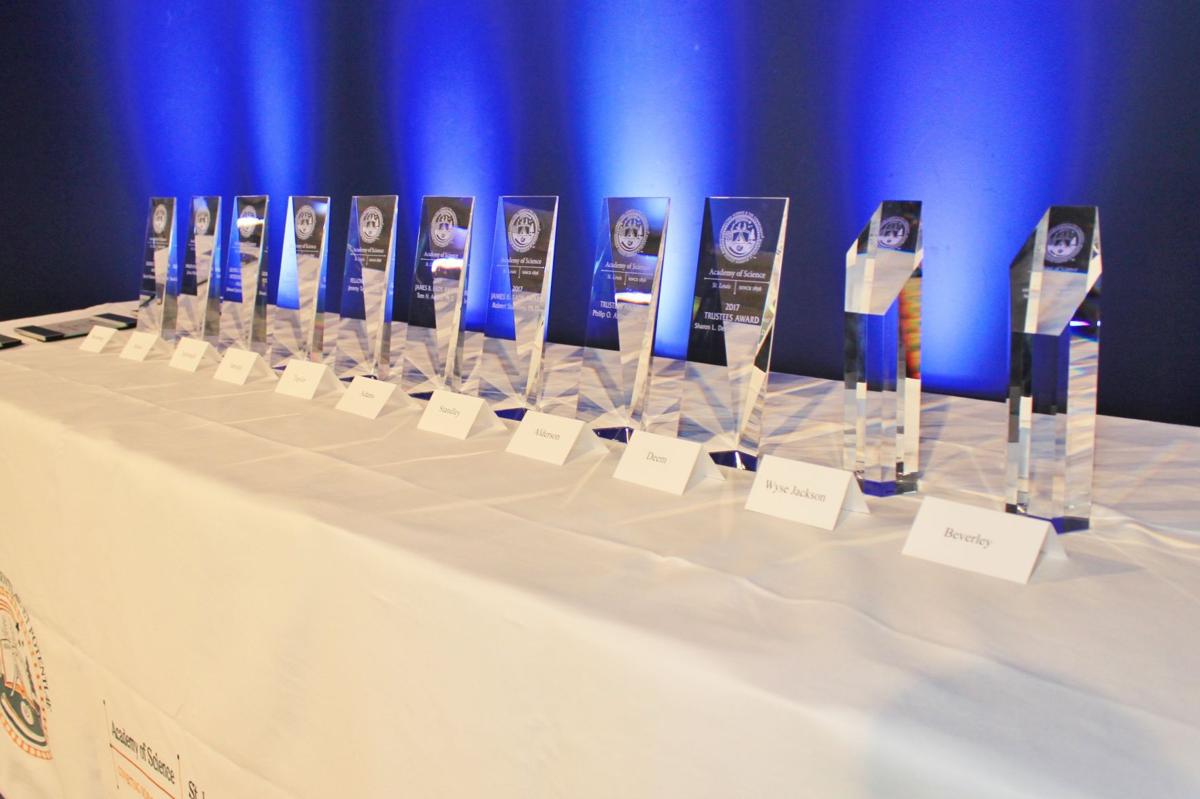 4.6.17-Science-Awards-56.JPG