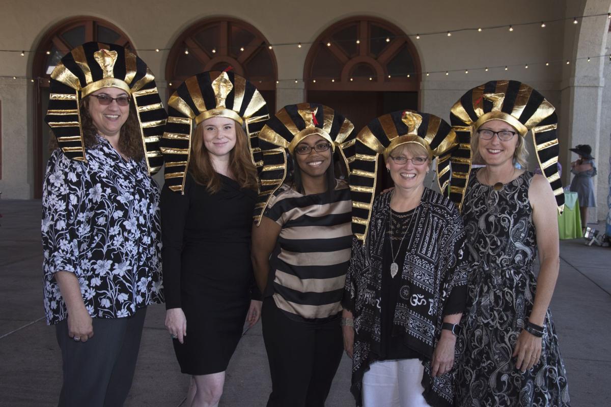 060817HatLuncheon07.JPG
