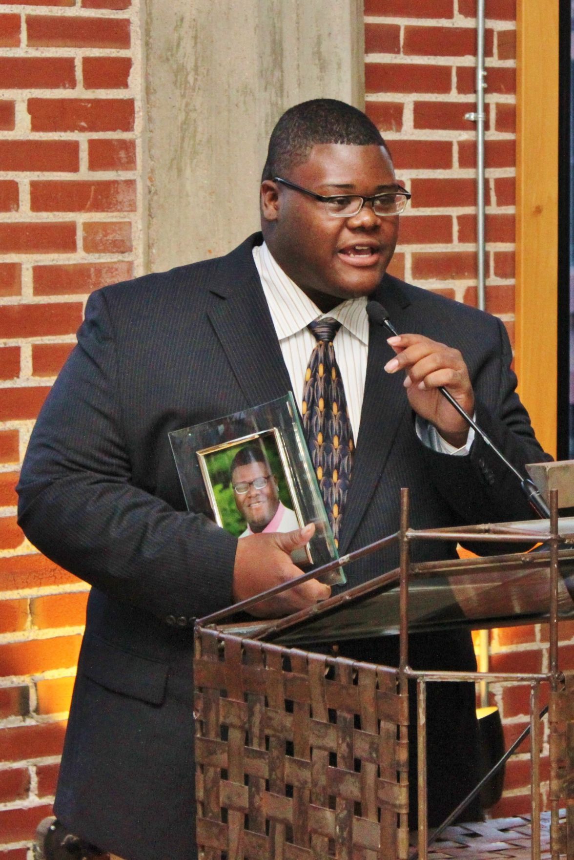 06.18.15 A Toast to Fathers 53.JPG