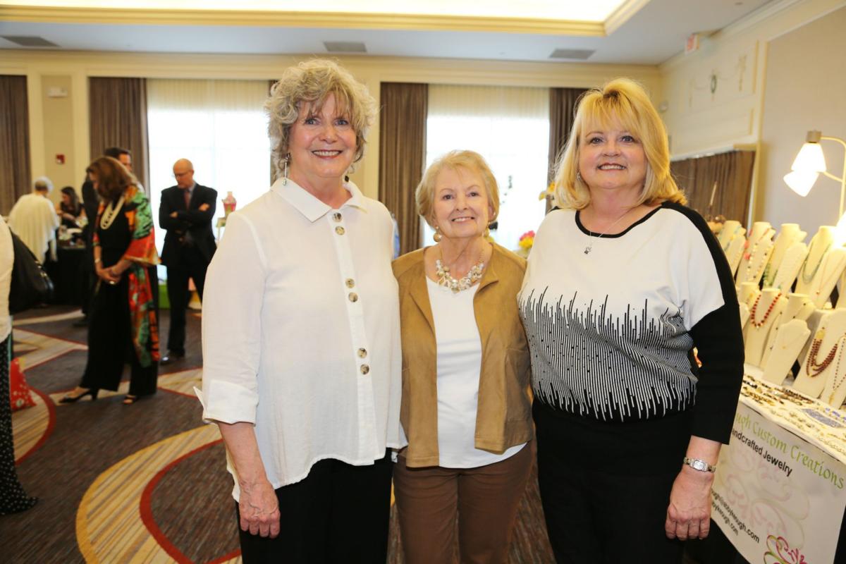 Mary Steinau, Marie Lammert, Pam Budke