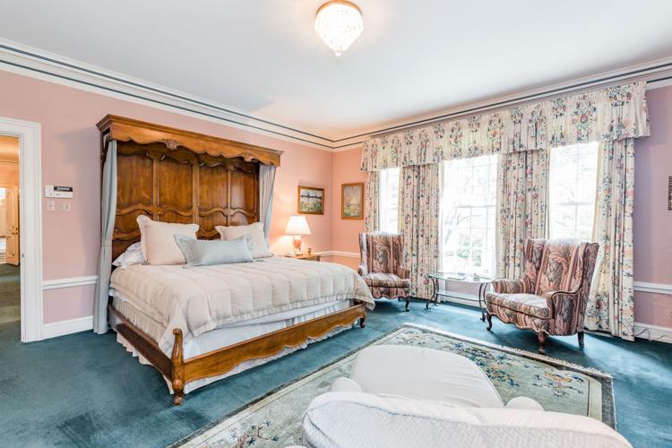 Distinctive Property 5 Apple Tree Lane