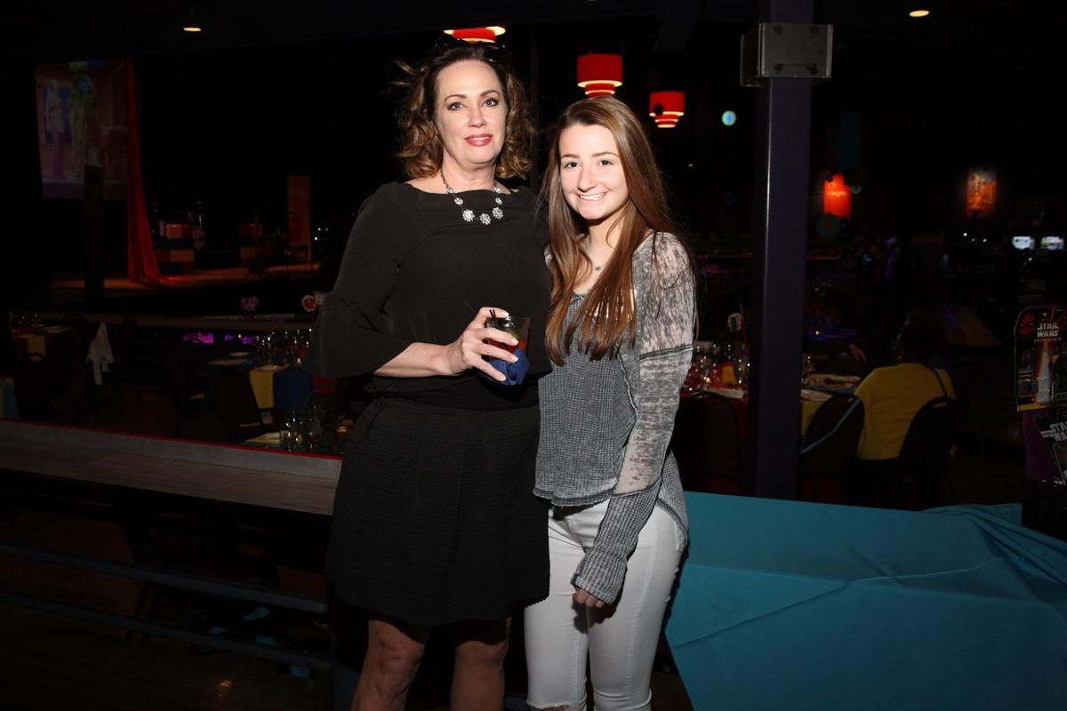 Michelle Donnelly, Barrett Bentzinger
