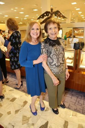 Barbara Shuman, Esther Langsam