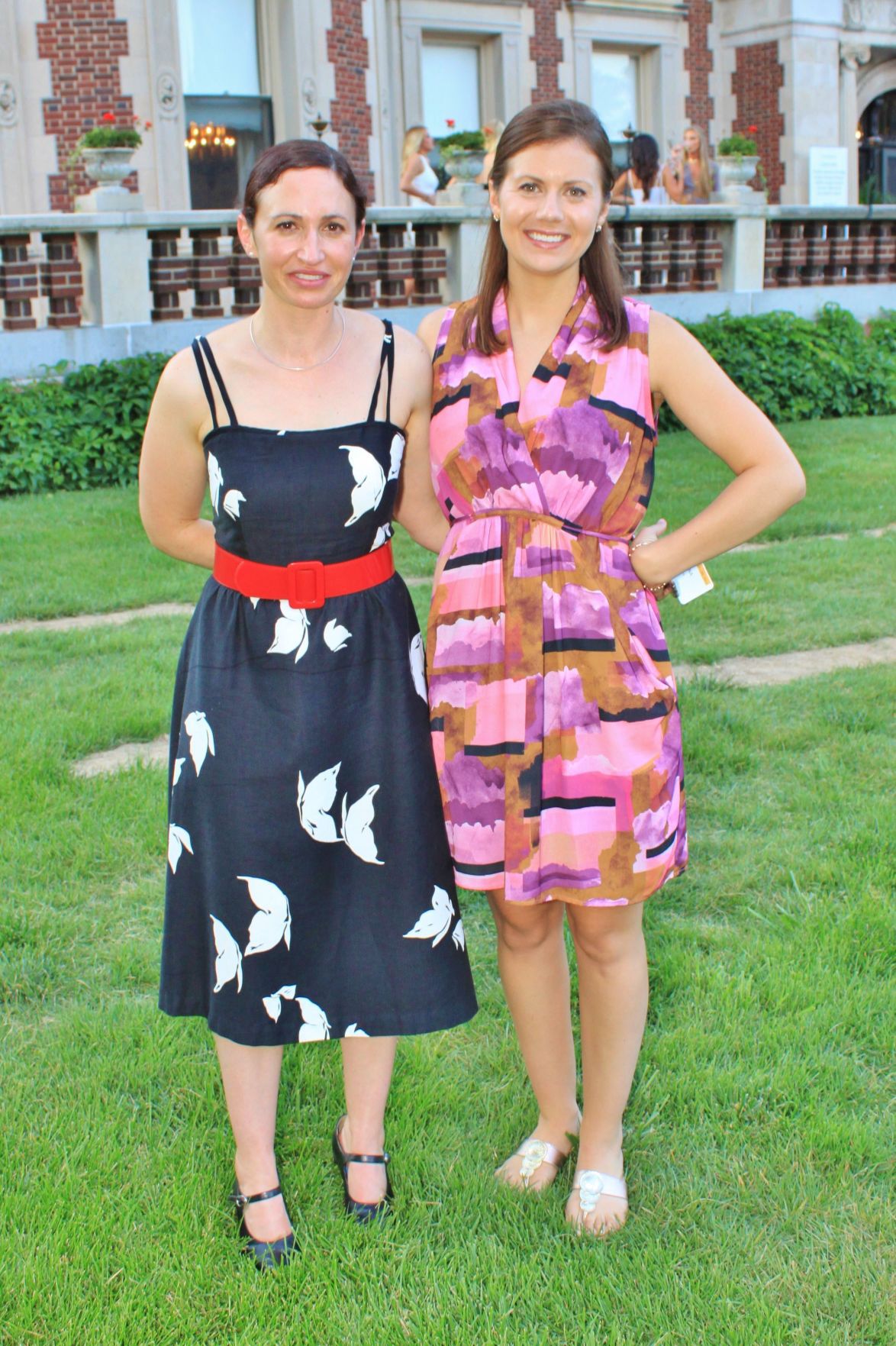 Annie Mayrose, Jenna Davis