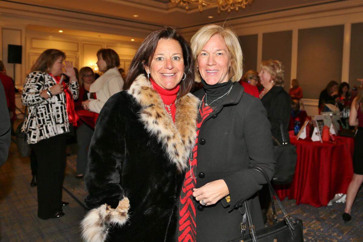 Mimi Twardowsk, beth Kinzel