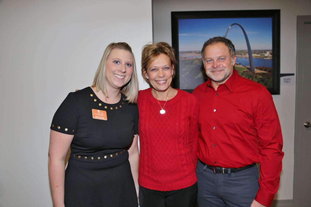 Kim Mueckl, Tina and Dale Bauer