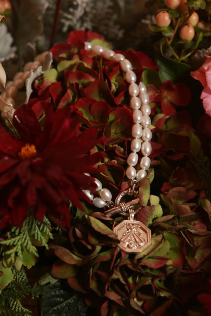 Slane’s double-strand necklace of oval freshwater pearls