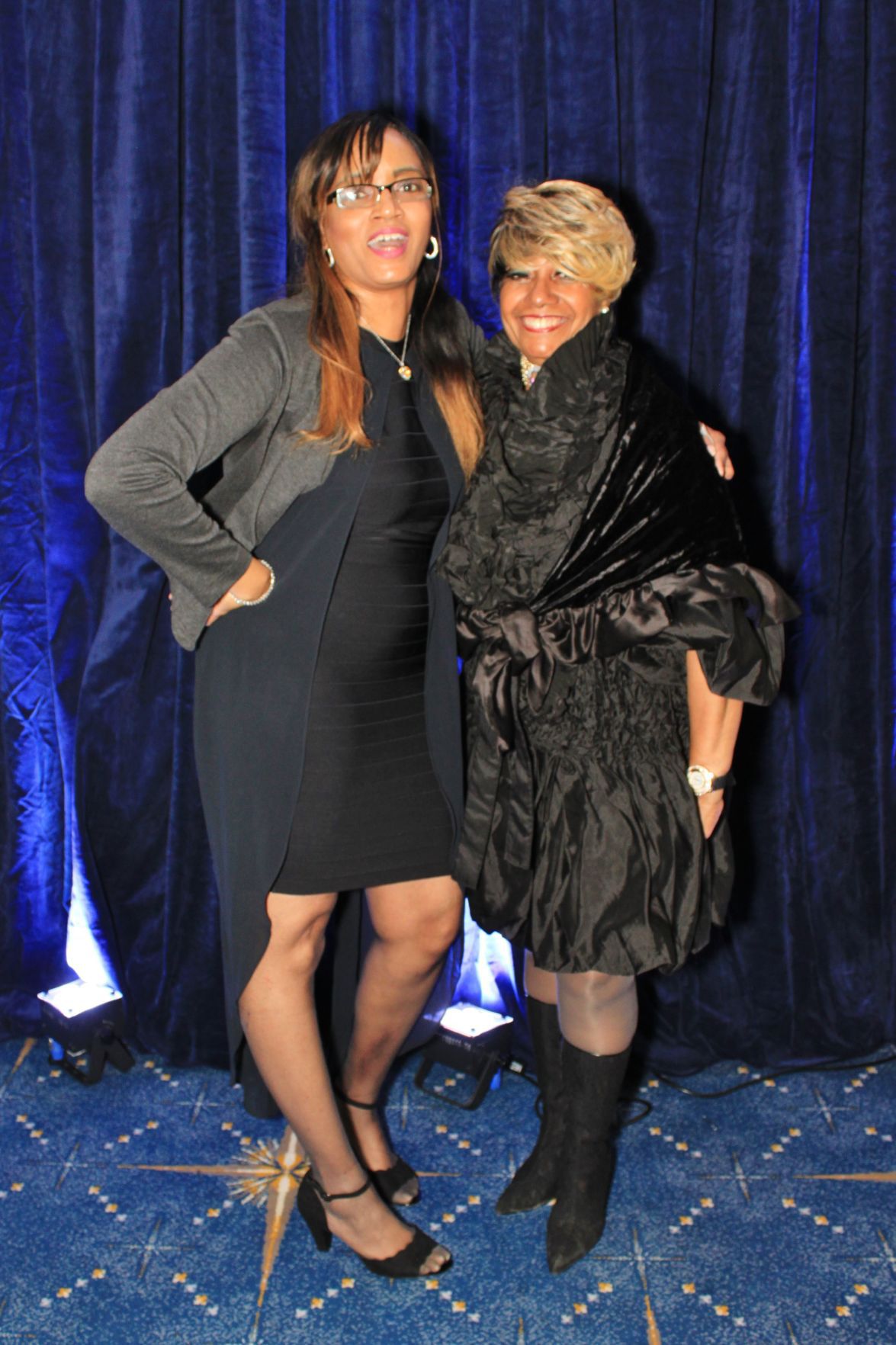 Rhonda Stovall, Carolyn Jones