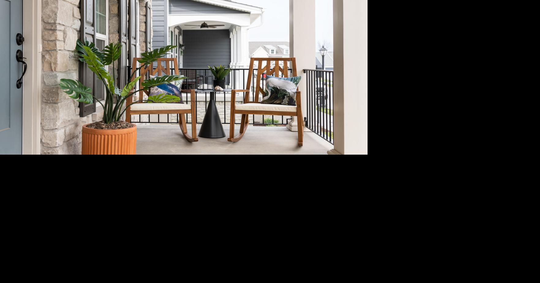 covered porch - no screens.jpg