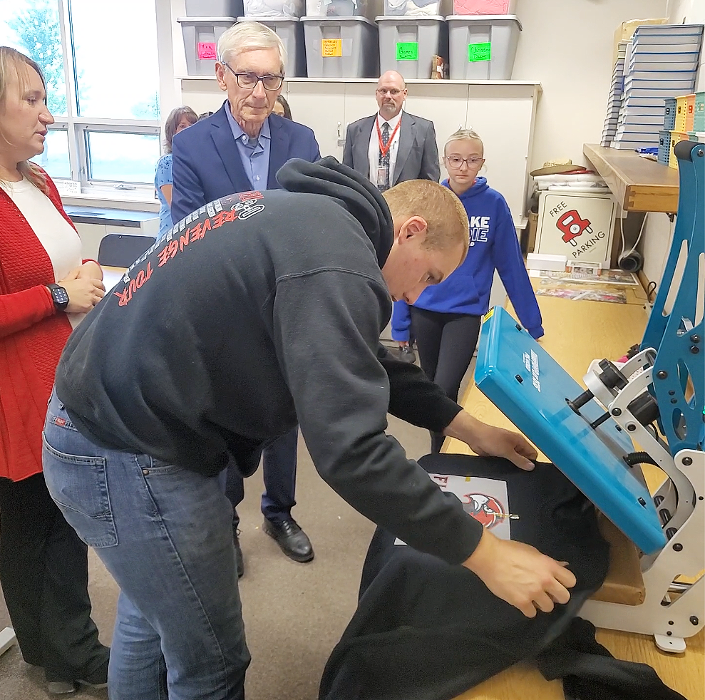 Governor’s visit brings state government into Flambeau classrooms