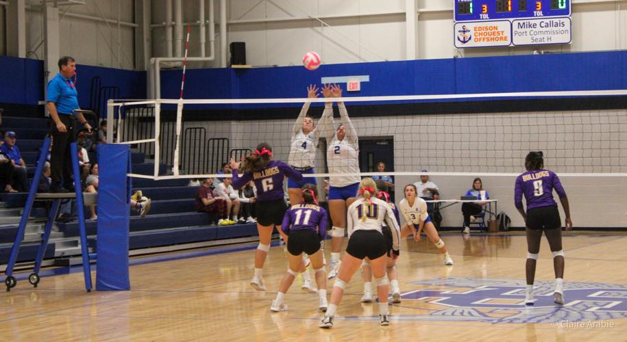 Photo Gallery JV Volleyball SLHS vs Lutcher Local School