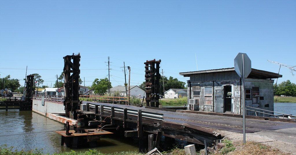 EDITOR’S COLUMN: Bridges, bridges, bridges