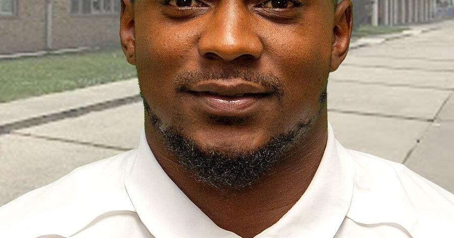 Ellender football coach resigns, takes same job at CCA | Sports ...