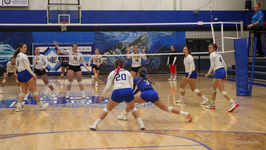 Photo Gallery Varsity Volleyball SLHS vs Lutcher Volleyball