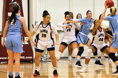 Women S Basketball Rolls To Blowout Victory Over San Diego