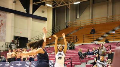 Takeaways From Lmu S Second Straight Loss To Rival Pepperdine