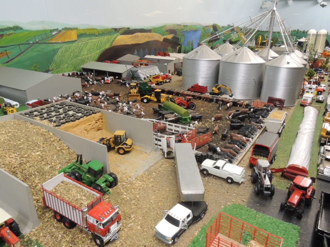 1.32 scale model farm dioramas