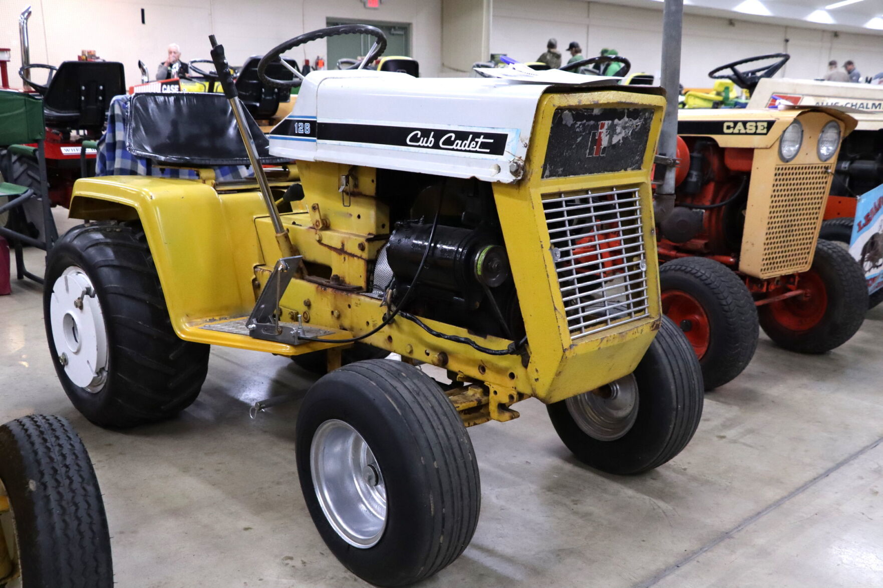 Classic Tractor Gallery Annual Review Farm Equipment Vehicles